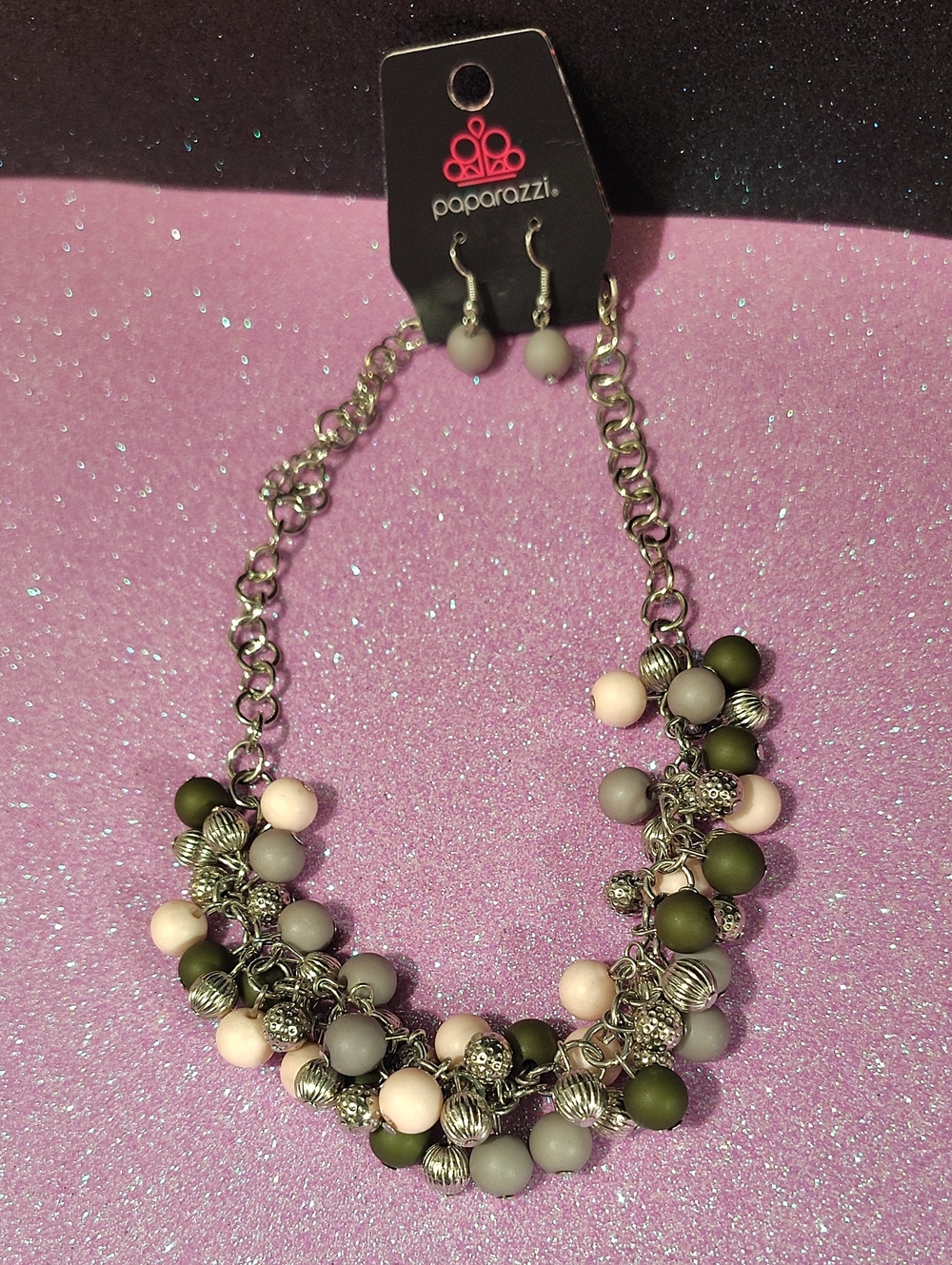 2 For $10 paparazzi Cluster Necklace Earring Set
